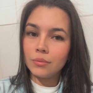 Profile photo of camila-santos